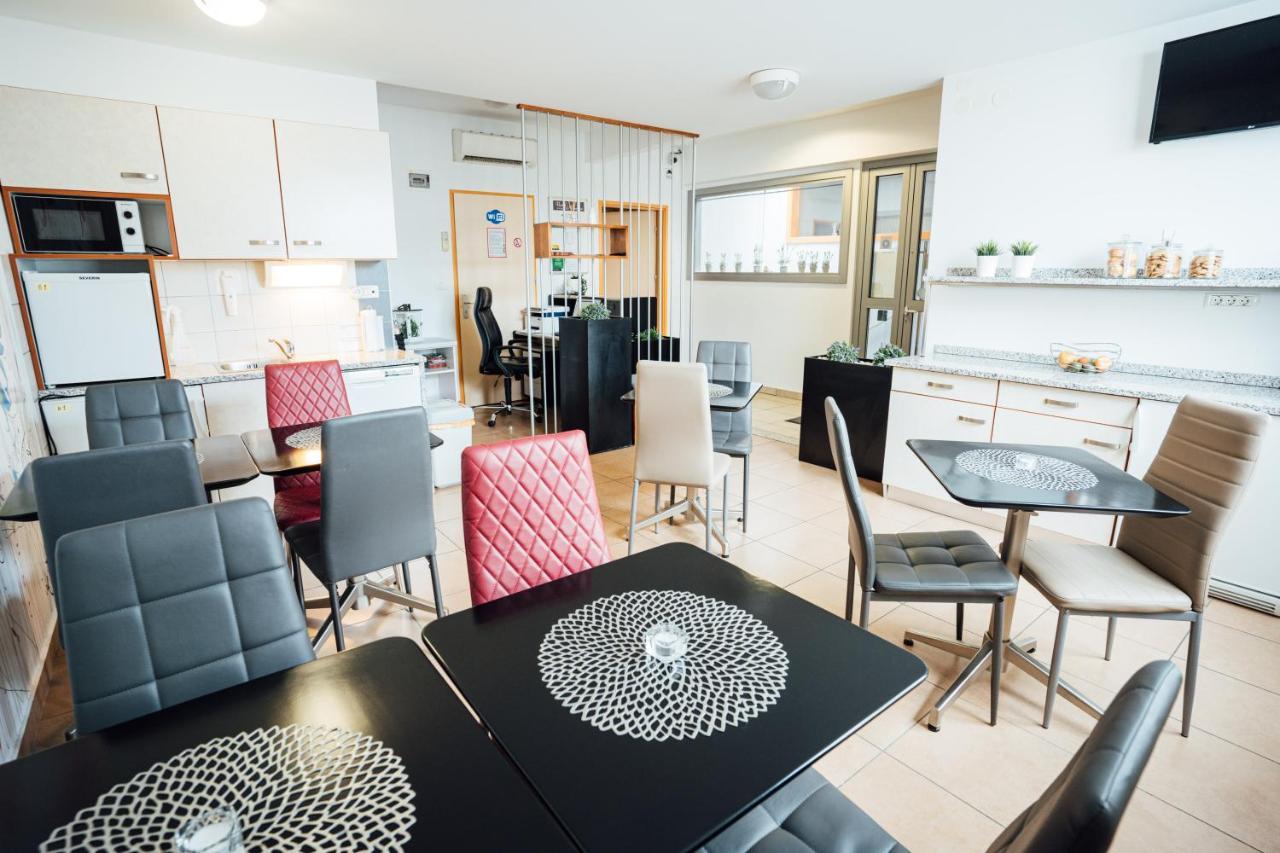 Sobe Rooms Nataly Sezana Luaran gambar
