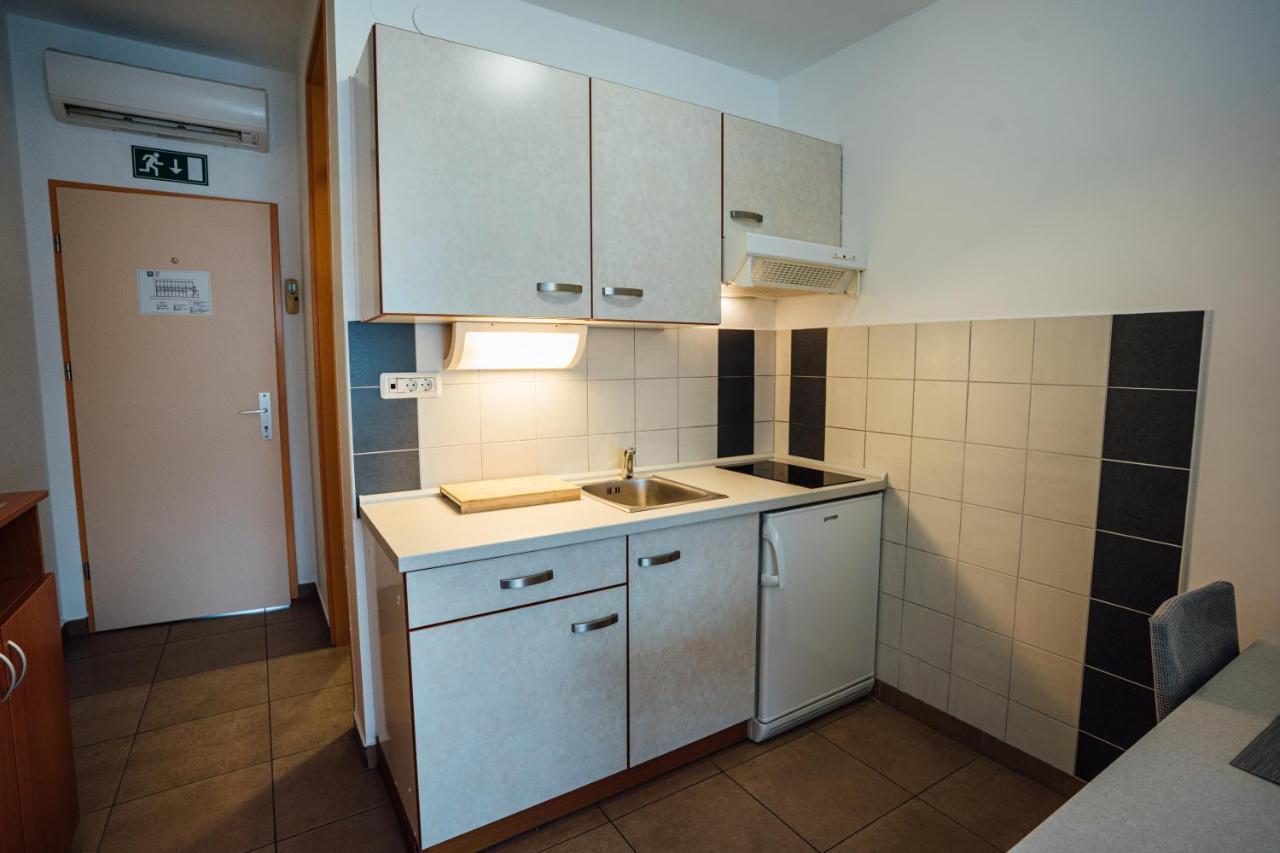 Sobe Rooms Nataly Sezana Luaran gambar