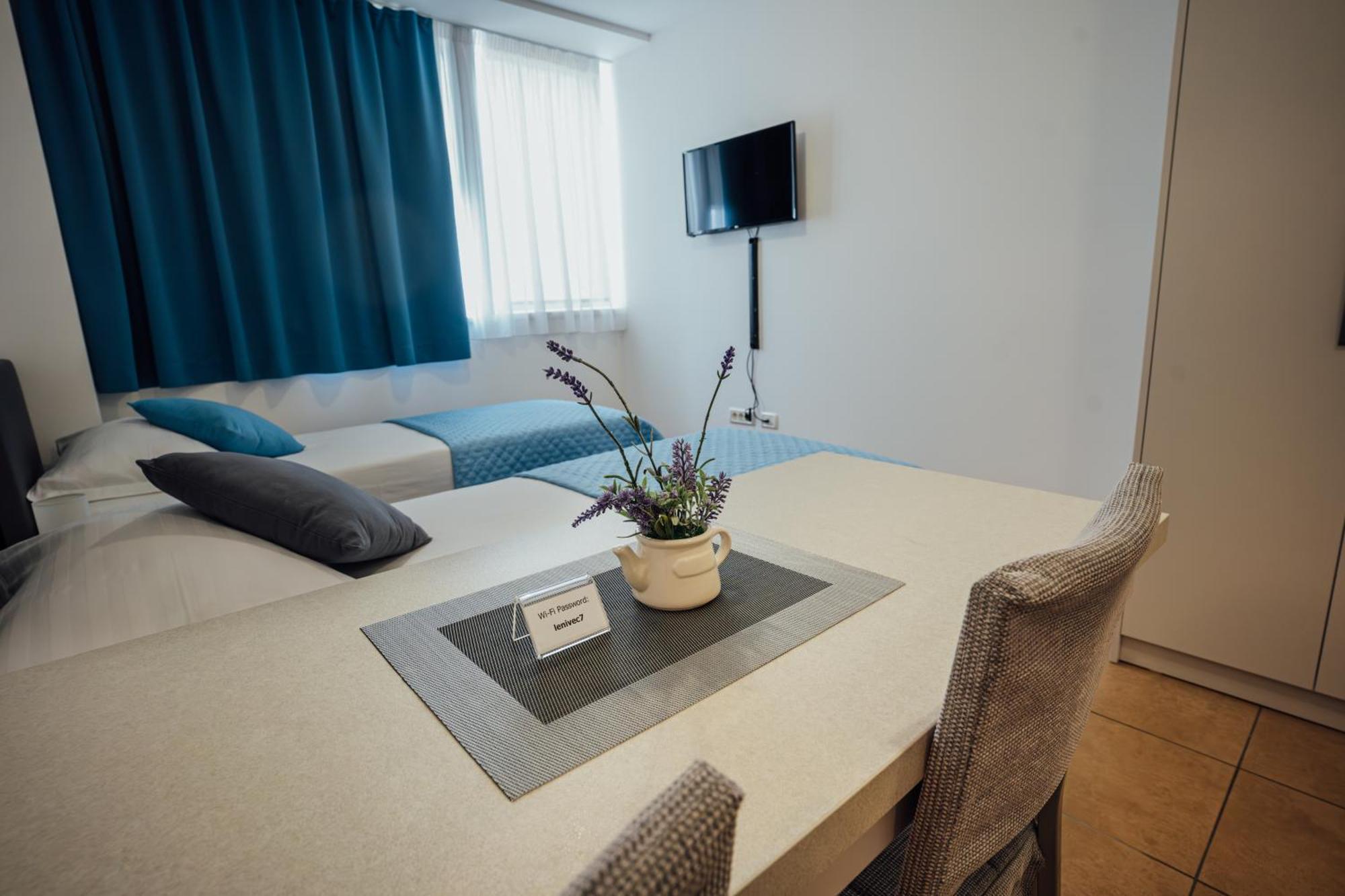 Sobe Rooms Nataly Sezana Luaran gambar