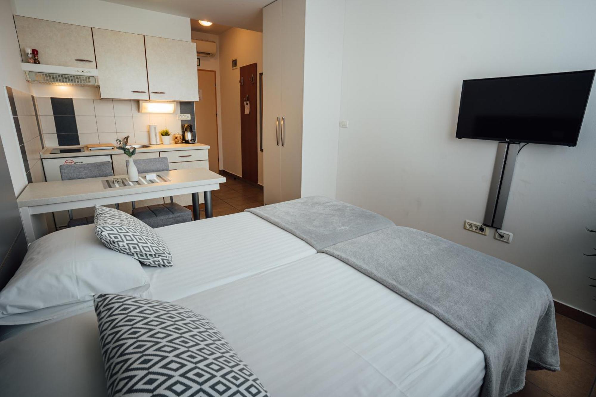 Sobe Rooms Nataly Sezana Luaran gambar